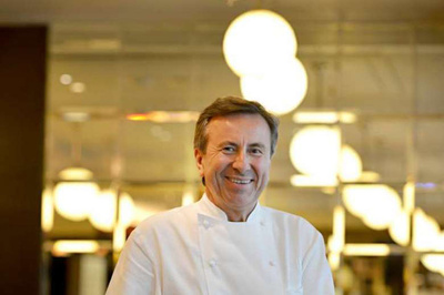 顧客餐廳就餐時吃到了一條鋼絲,法院判決名廚賠款130萬美元!