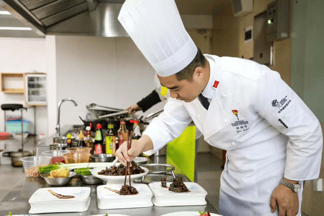 我的青春在廣安(二) | 從農(nóng)村少年到天府名廚,一位川菜匠人的成長(zhǎng)與擔(dān)當(dāng)